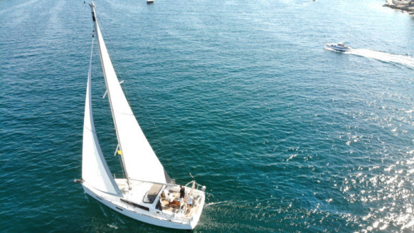 YachtABC - Olli - Croatia - Oceanis 38 - 3 cab.