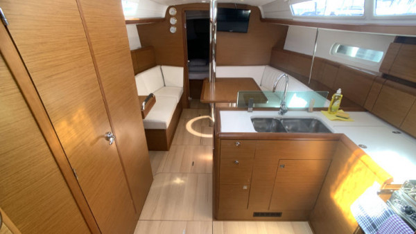 YachtABC - Amadeus - Croatia - Sun Odyssey 389