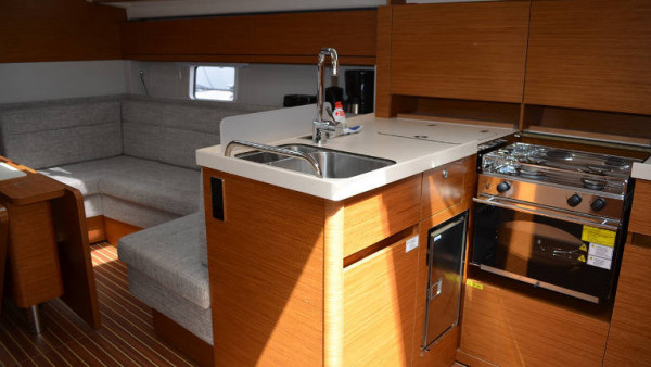 YachtABC - Laysan - Croatia - Hanse 418 - 3 cab.